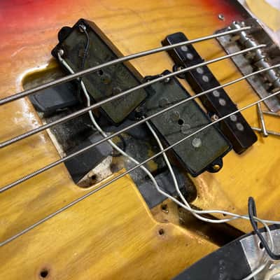 Fender Precision bass left-handed 1975 - Sunburst image 16