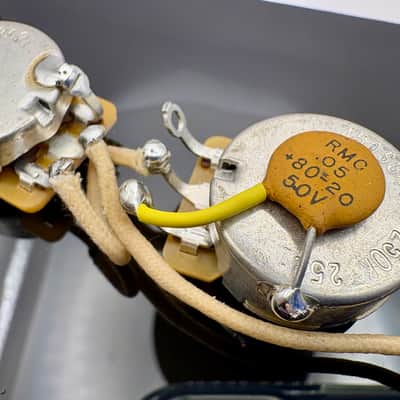 Fender Mustang 1960's wiring harness upgrade with 0.05uF 50v vintage ceramic capacitor image 3
