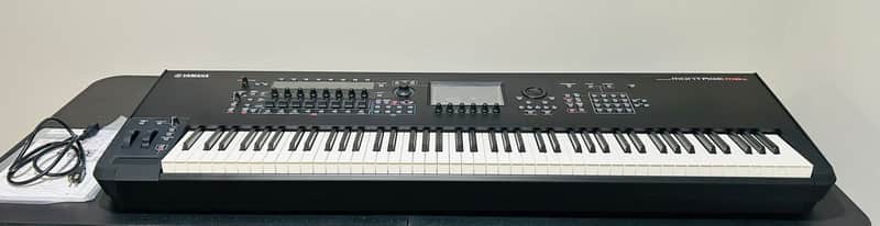 Yamaha Montage M8x 88-Key Synthesizer