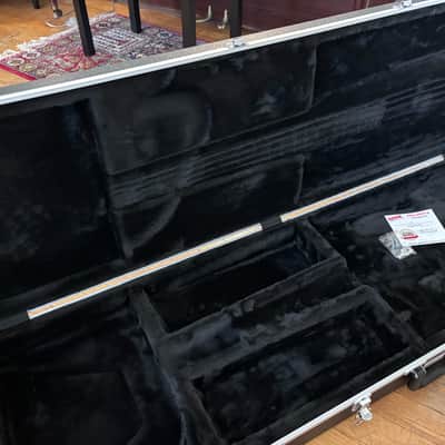 Gator GC-BASS Deluxe Molded Electric Bass Case 2020 - Black image 10
