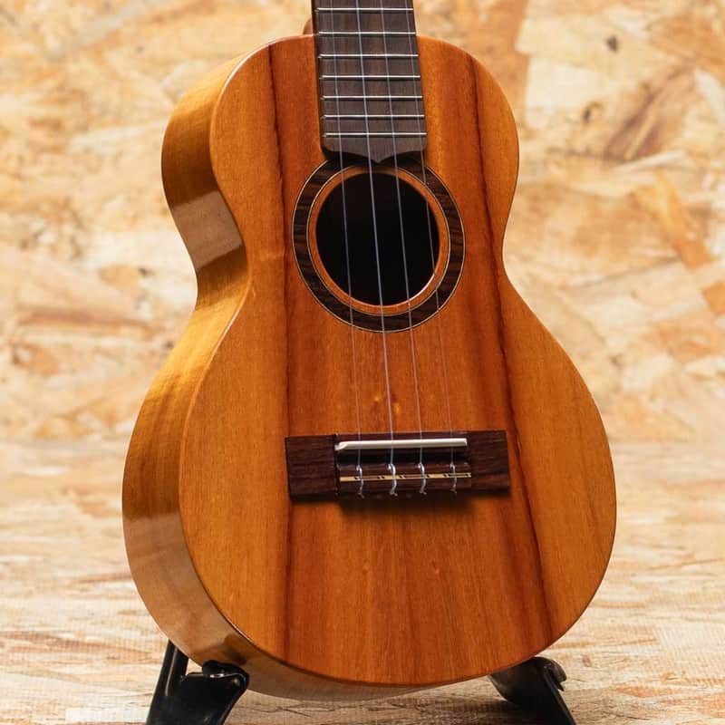 G String Hawaiian Koa Concert 2000's image 1