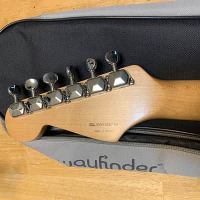 Squier Standard Fat Stratocaster Maple Fretboard 1998 MIM - Lake Placid Blue image 7