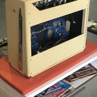 Fender Vibro-King Custom 60 Watt 3x10" Combo Tube Amplifier image 7