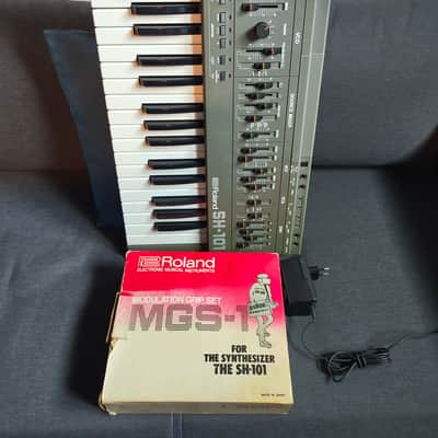 Roland SH-101 with MGS-1 (keytar grip) image 6