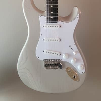 PRS Silver Sky John Mayer Signature "Dead Spec" 2023 - Present - Moc Sand Satin Nitro image 1