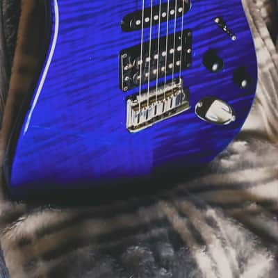 RARE! Fender Deluxe FMT Stratocaster 2004 - Blue Flame top image 3
