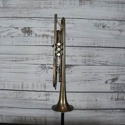 *USED* King Cleveland 600 Trumpet image 3