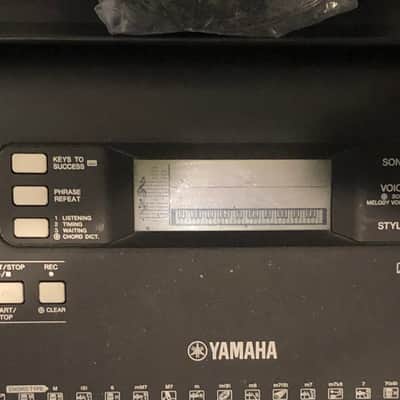 Yamaha PSR-E363 61-Key Portable Keyboard - Black image 3