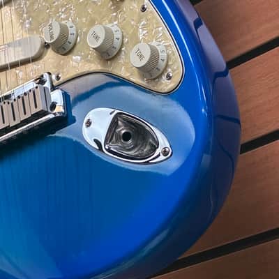 Fender Strat Plus Deluxe with Rosewood Fretboard in Blue Burst 1996 w/OHSC image 6