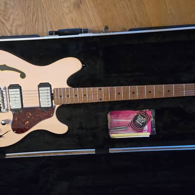 Ernie Ball Music Man James Valentine Signature Tremolo 2020 - 2021 - Shell Pink image 5