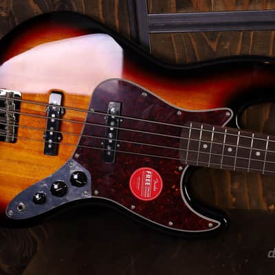 Squier Classic Vibe 60's Jazz Bass 3-Color Sunburst image 11