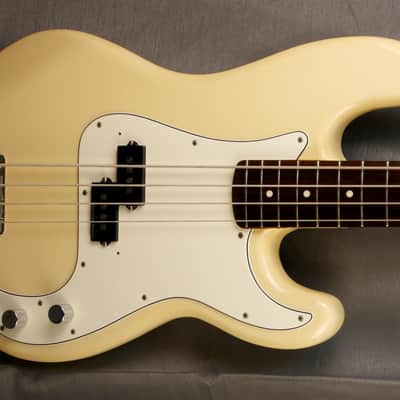 FENDER Precision Bass PB'62 2005 - VWhite - Japan Import image 3