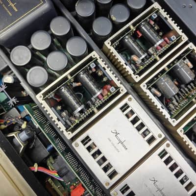 Accuphase C-280 - Gold image 3