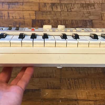 Casio MT-65 Casiotone vintage 80s Synthesizer image 7