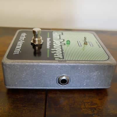 Electro-Harmonix Hum Debugger Hum Eliminator 2007 - Present Green / Black image 3
