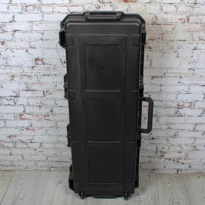 SKB - iSeries Waterproof Les Paul Flight Case - Black USED image 2