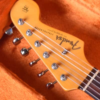 Fender American Vintage II 1961 Stratocaster Fiesta Red image 9