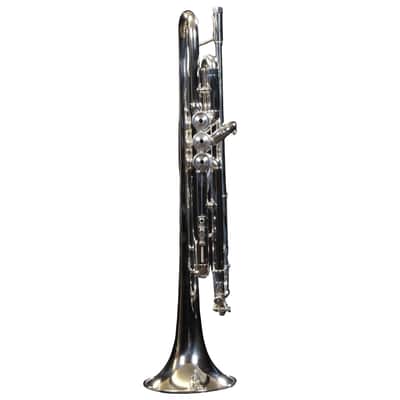 Bach Stradivarius 180S37 Professional Bb Trumpet (Silver Plated) Bild 4