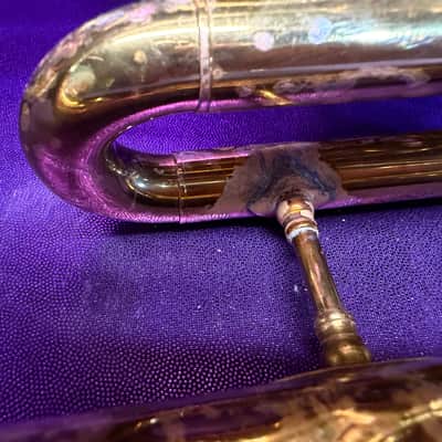 King 625 front bell baritone - Lacquer image 14