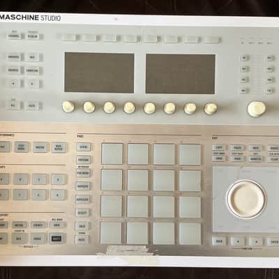 Native Instruments Maschine Studio | Reverb