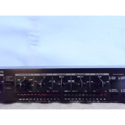 Alesis 3630 Dual-Channel Compressor / Limiter with Gate image 4