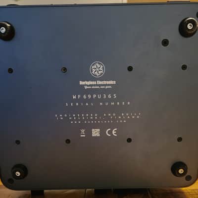 Darkglass Electronics Alpha Omega 900 900-Watt Bass Amp Head 2018 - Present - Blue image 5