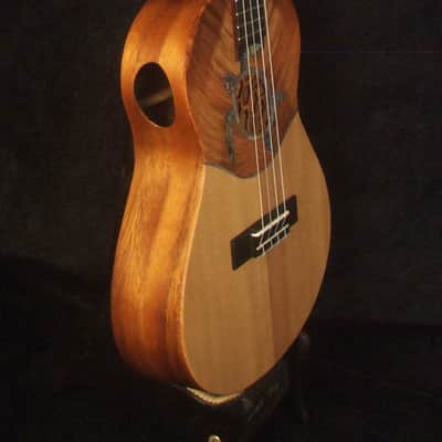 Handmade Baritone Ukulele, Solid Hawaiian Koa, Spruce & Acacia, 4 String, Turtle Soundhole, Soft-bag Bruce Wei UG19-2328 image 3