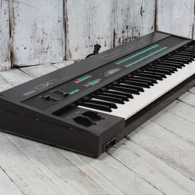 Yamaha Vintage 1980s DX7 Digital Synthesizer 61 Key Keyboard with Case & Manuals image 10
