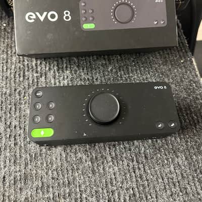 Audient EVO 8 USB Audio Interface 2020 - Black image 1