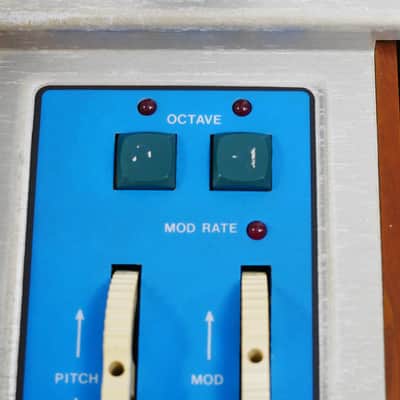 Immagine moog Source - 5