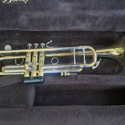 Bach Stradivarius 43 Trumpet image 3