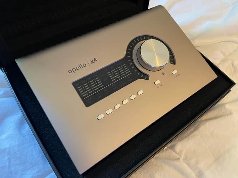Universal Audio Apollo x4 Gen 2 Thunderbolt Audio Interface 2024 - Present - Silver image 1
