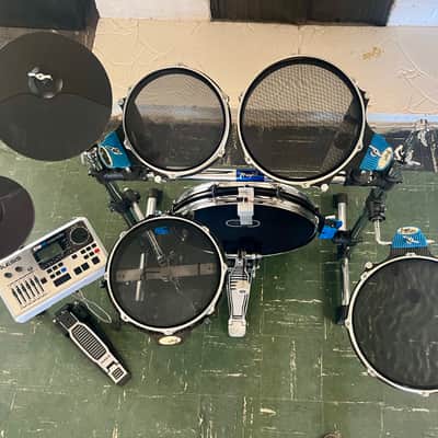 Traps Drum Kit, Alesis DM10 Custom Accoustic/Electric 2025 - Black/Chrome with Blue Accents image 6