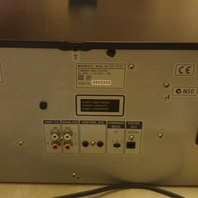 Sony CDP-CX355 2004-10 - Black image 2