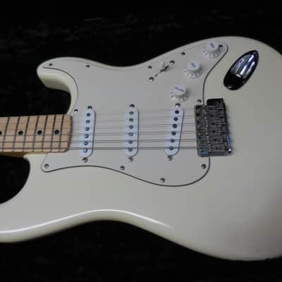 Fender Custom Shop Robin Trower 'Bridge of Sighs' Tribute Stratocaster 2004-2005 - Arctic White image 2