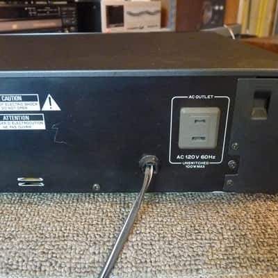 Pioneer GR-555 Graphic Equalizer - Dual Channel Frequency Response Display - Very Good Condition image 8
