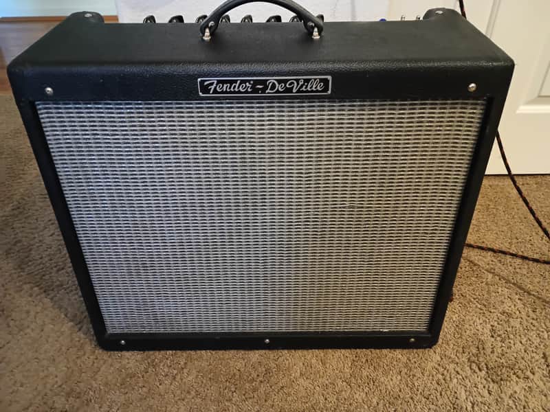 Fender Hot Rod DeVille 212 3-Channel 60-Watt 2x12" Guitar Combo 1996 - 2001 - Black