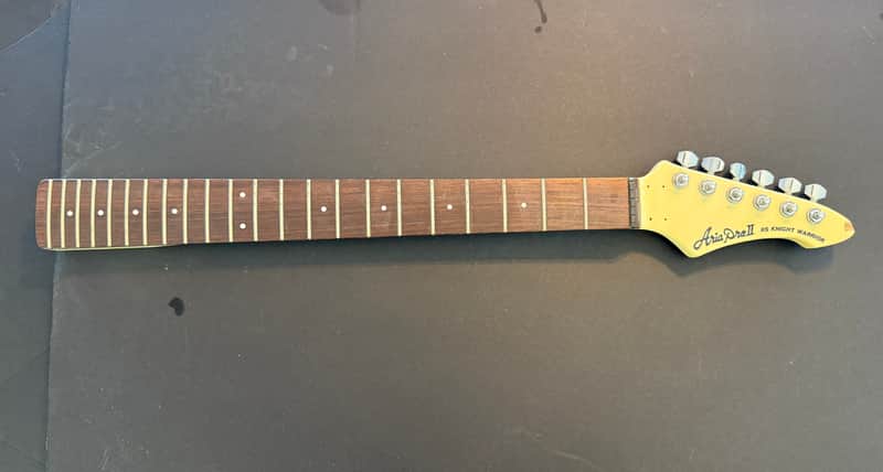 Aria Pro II Knight Warrior White image 1