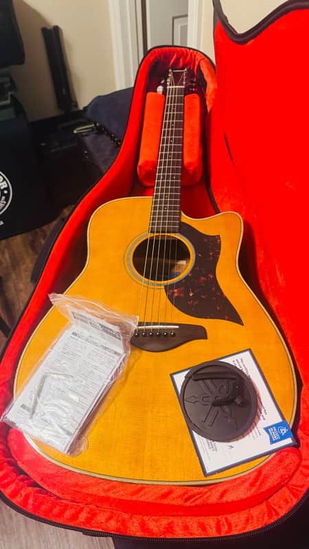 Yamaha A1M Dreadnought Acoustic-Electric with Cutaway