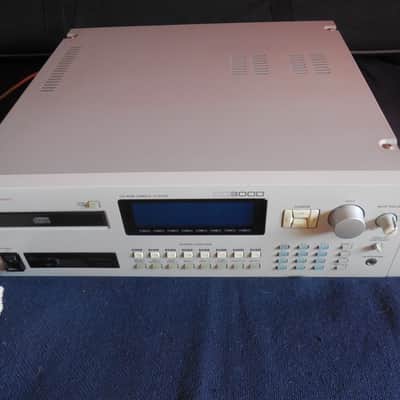 Akai CD3000 Sampler Incl. Sound Banks image 2