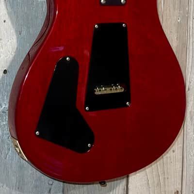 Nice 1994 PRS CE 22 Mahogany Tremolo , Vintage Cherry HSC image 9