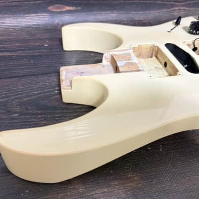 1989 Ibanez RG570 Body White HSH w/Plate Made in Japan image 8