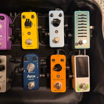 🤘 Complete Mini Pedalboard Bundle! 12 pedals! Cables! Pedalboard with built in Power supply image 5