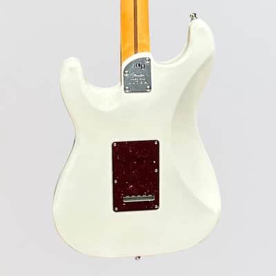 Fender American Ultra Stratocaster USA Electric Guitar 2020 - Arctic Pearl image 4