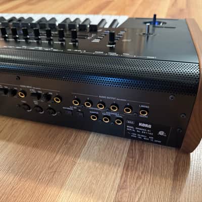 Korg KRONOS 2 61-Key Synthesizer Workstation image 10