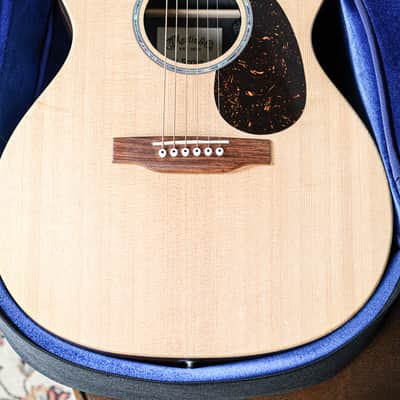 Martin Guitar 000-X2E | Natural image 6