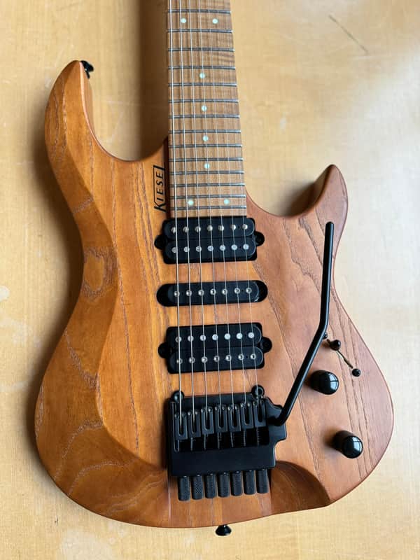 Kiesel Osiris 7 String - Headless 2021-22 - Thin Skin with Umber