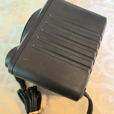 Yamaha Yamaha KS-10 Powered Speaker. image 4