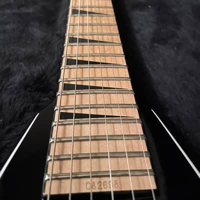 Jackson Charvel | Flying V | Floyd Rose | EMG | Black Gloss | Japan image 10
