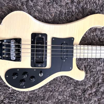 Rickenbacker 4003 Tuxedo White Star 1987 image 14